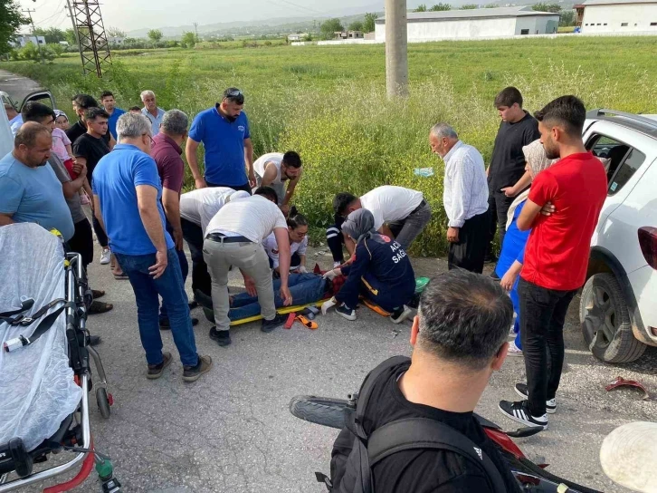 Osmaniye’de otomobil ile motosiklet çarpıştı: 3 yaralı
