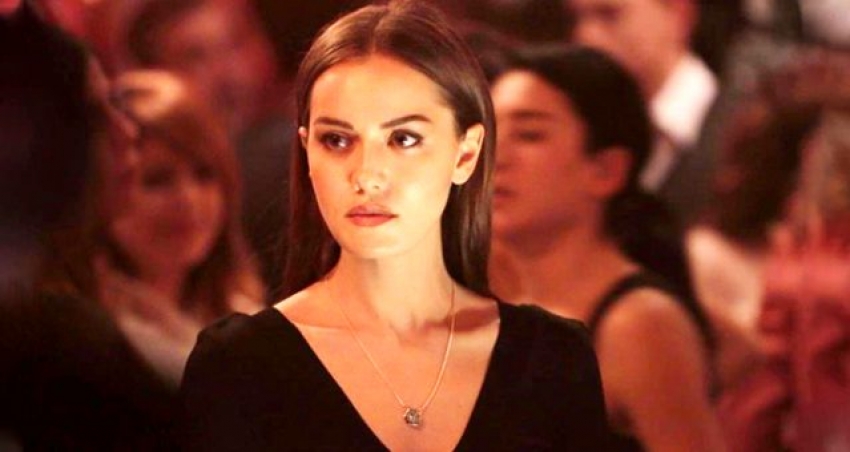 Fahriye Evcen'i yıkan haber!