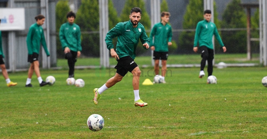 Bursaspor Tarsus maçı hazırlıklarını sürdürüyor 