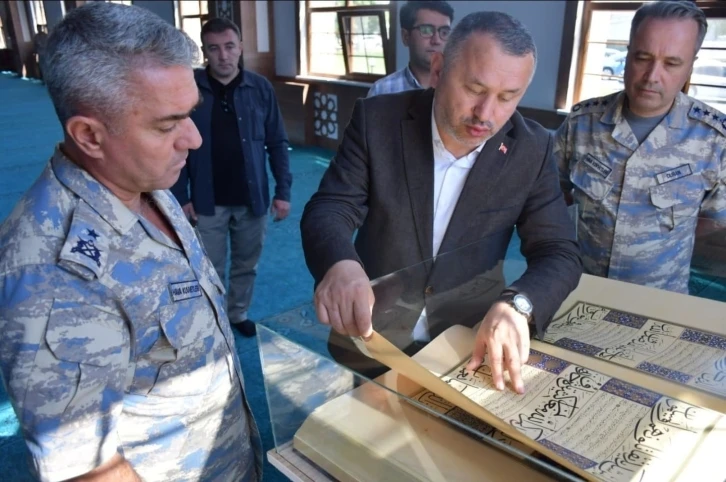 Özel basım Kur’an-ı Kerim, Kütahya Hava Tugayı Zafer Camii’nde
