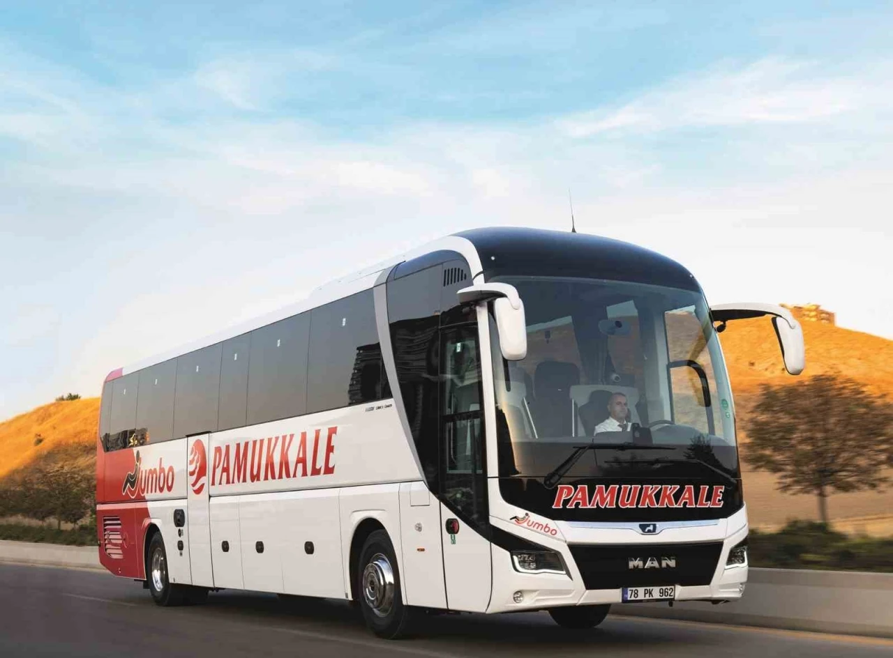 Pamukkale Turizm ekspres seferleriyle Denizli -İzmir arasını 2,5 saate düşürdü
