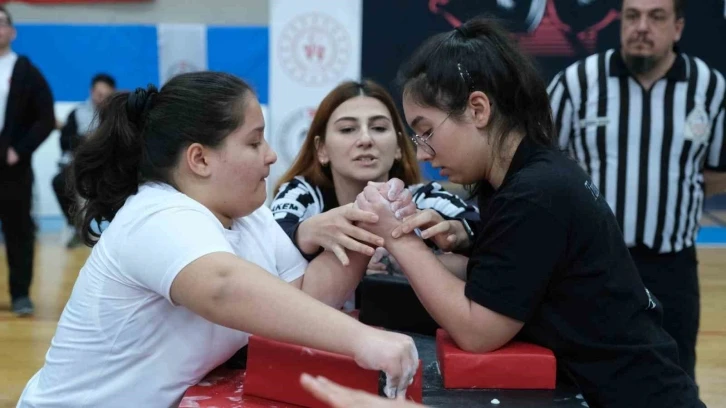 Para Bilek Güreşi heyecanı sona erdi
