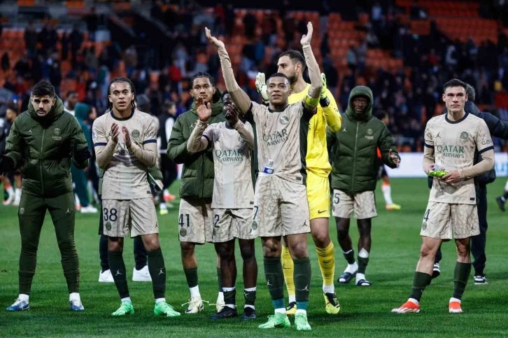 Paris Saint-Germain üst üste 3. kez şampiyon
