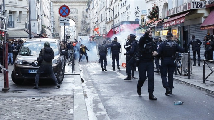 Paris'te terör örgütü PKK yanlıları polise saldırdı