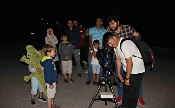 Perseid meteor yağmuru, Atatürk Üniversitesinde heyecanla izlendi
