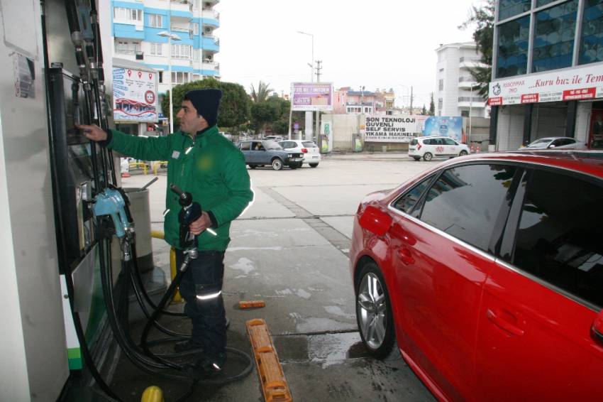 Polisin aradığı araç benzin bile alamayacak