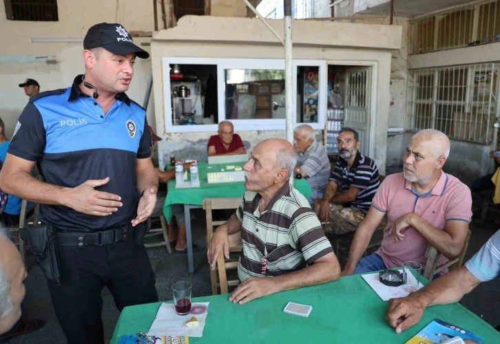 Polis ‘Çocuklar boğulmasın’ diye kapı kapı gezdi
