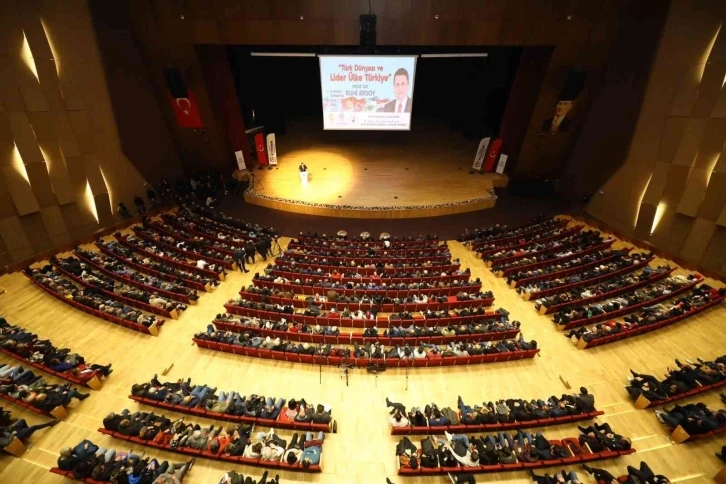 Prof. Dr. Ersoy, lider ülke Türkiye’nin önemini anlattı
