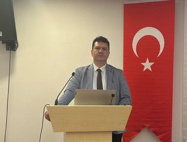 Prof. Dr. Uğur Bilge: "Uygunsuz antibiyotik kullanımı global bir tehdittir"
