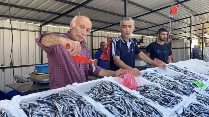 "Balık tezgahları beklenen ilgiyi görmedi"
