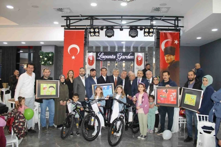 "Çocuklarımızın Gözünden Veteriner Hekimlik" temalı resim yarışmasının ödül töreni yapıldı
