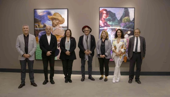 Ressam Bedri Baykam’ın ‘Metamorfoz / Dönüşüm’ sergisi, Ada Modern Sanat Galerisi’nde