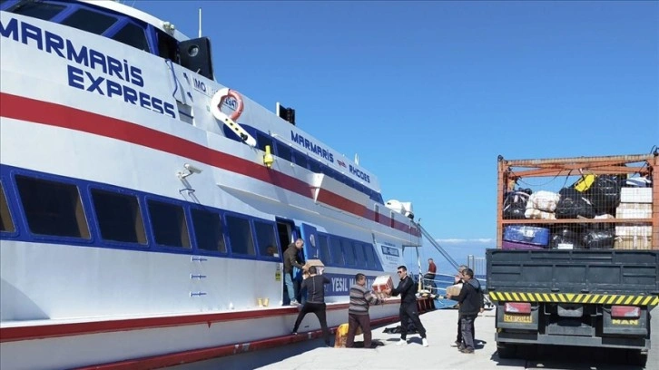 Rodos ve İstanköy'deki soydaşlar, depremzedeler için yardım göndermeye devam ediyor