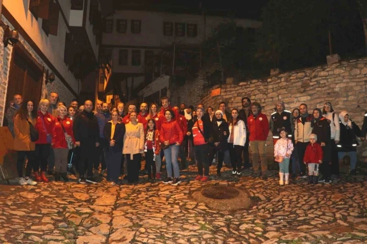 Safranbolu’da gece yürüyüşü etkinliğine yoğun katılım sağlanıyor
