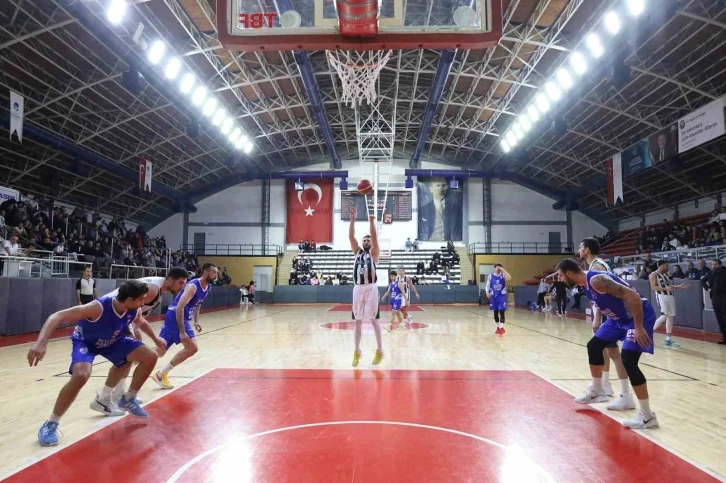 Sakarya Büyükşehir Basket Etimetsgut’u ağırlıyor
