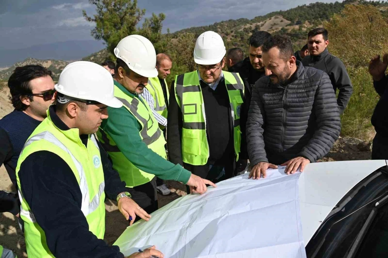 Salihli’nin 91 milyonluk içme suyu projesi incelendi
