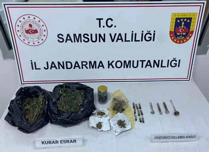 Samsun’da jandarma 736 aranan şahsı yakaladı
