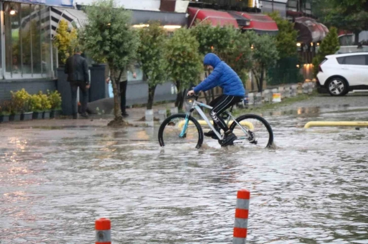 Samsun’da sağanak yağış
