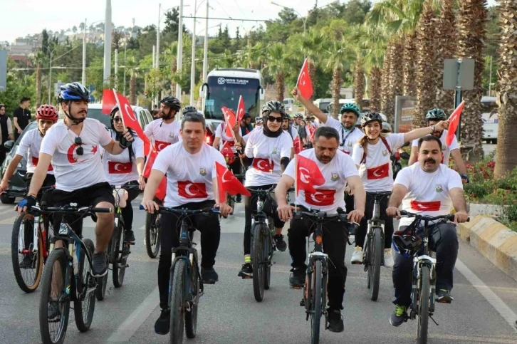 Şanlıurfa’da gençlik bayramı için pedal çevirdiler
