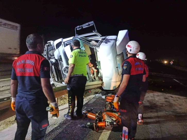 Şanlıurfa’da yakıt tankeri devrildi: 1 ölü
