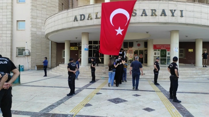 Şanlıurfa merkezli DEAŞ operasyonunda 22 tutuklama
