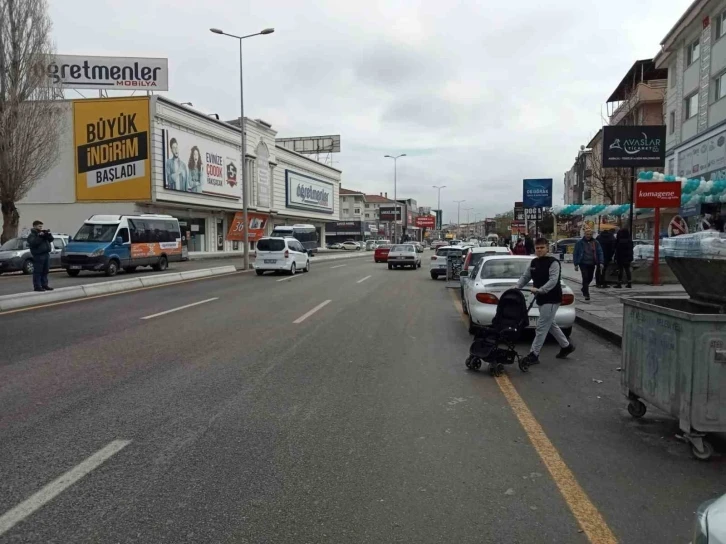 Sarhoş olduğu iddia edilen tır sürücüsü 7 aracı biçti: 1 yaralı