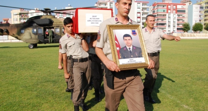 Şehidin naaşı Silifke’ye getirildi