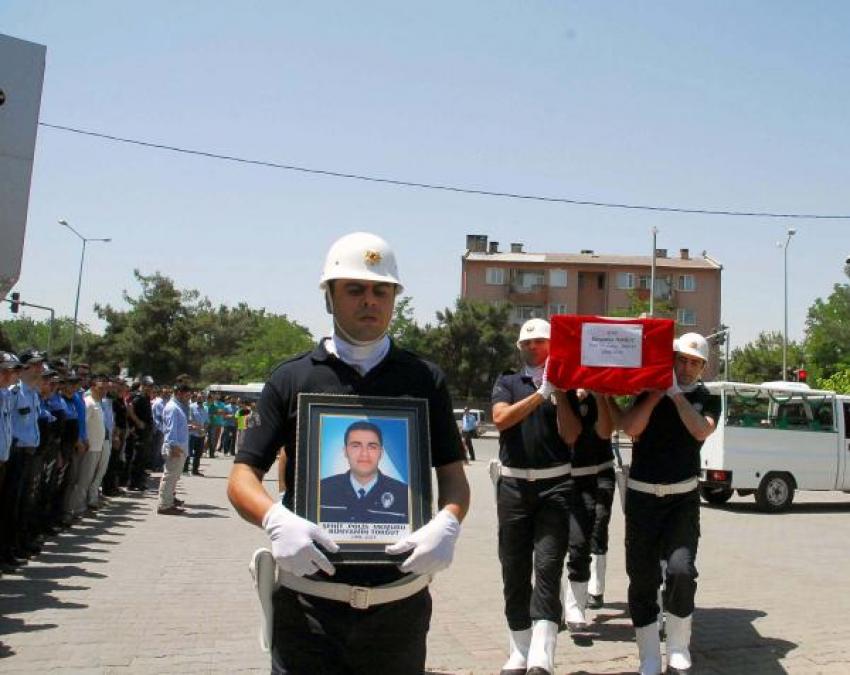 Polisi şehit eden kaçakçı değil, PKK'lı çıktı