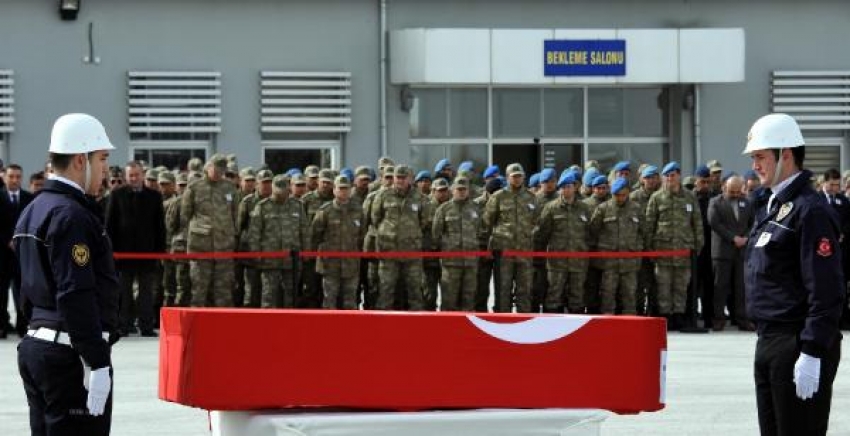 Hakkari şehidini uğurladı