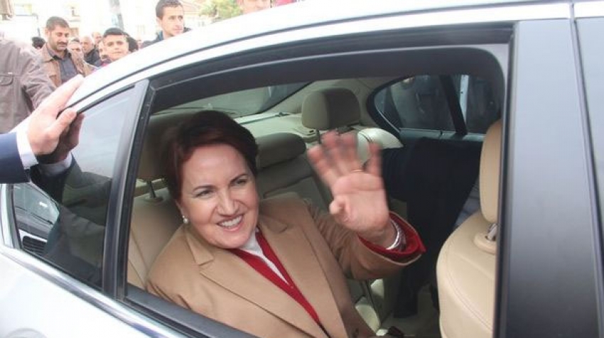 Meral Akşener'e Elazığ'da büyük ilgi