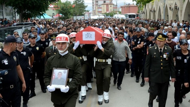 Şehit Piyade Sözleşmeli Er Hasan Taş, Kahramanmaraş'ta son yolculuğuna uğurlandı