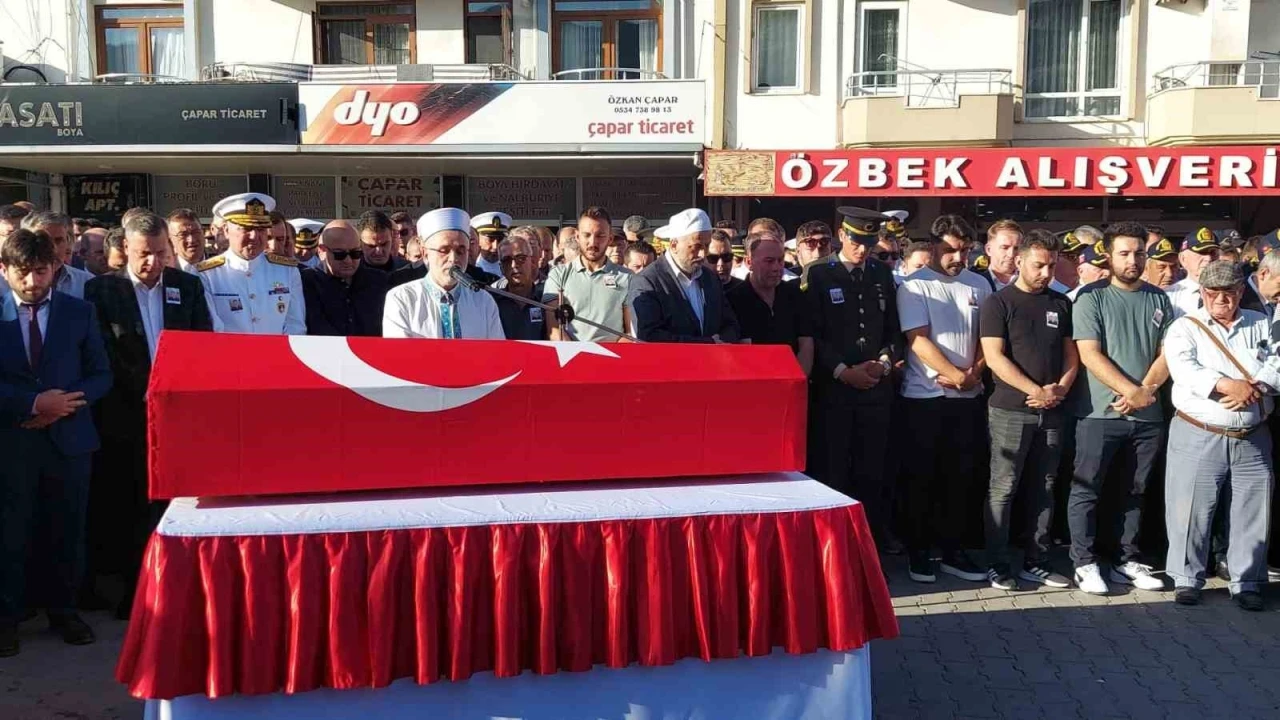 Şehit Piyade Uzman Çavuş Burak Geniş memleketi Yenice’de toprağa verildi
