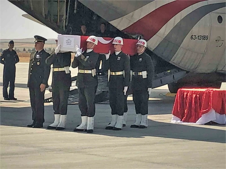 Şehit Uzman Çavuş Kemal Özek’in naaşı Denizli’ye ulaştı
