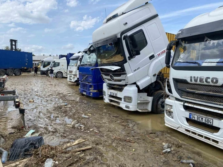 Selin vurduğu Halkalı Gümrüğü’nde yaralar sarılıyor
