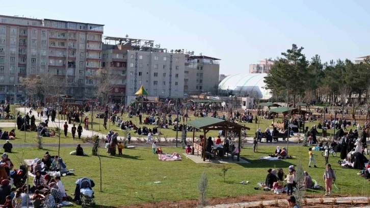 Siirt’te Millet Bahçesi’ne vatandaşlar yoğun ilgi gösteriyor
