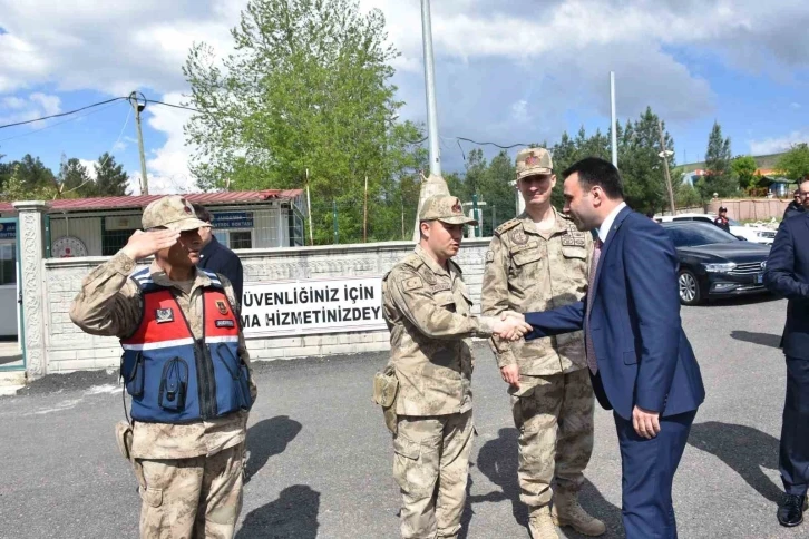 Siirt’te şehit aileleri ve afetzede aileler yalnız bırakılmadı
