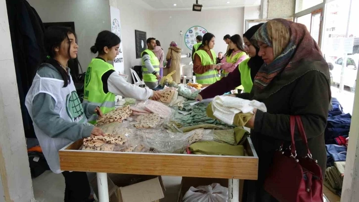 Siirt’te ’Sosyal Market’ ile 785 depremzede vatandaşın ihtiyacı karşılandı
