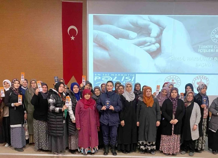 Simav’da En İyi Narkotik Polisi Anne semineri ve KADES Uygulaması
