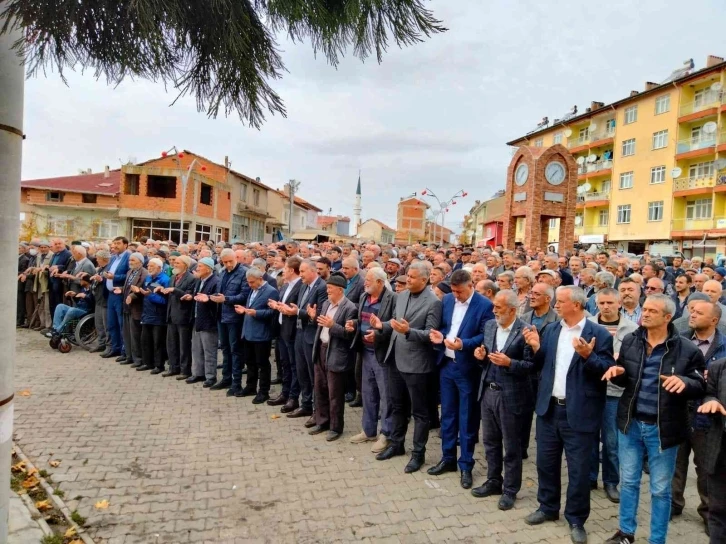 Simav Kuşu beldesinde yağmur duası
