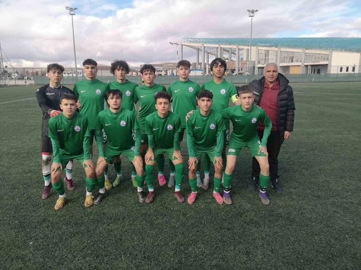 Sincan Belediyespor’un altyapı takımları başarı bir sezon geçirdi
