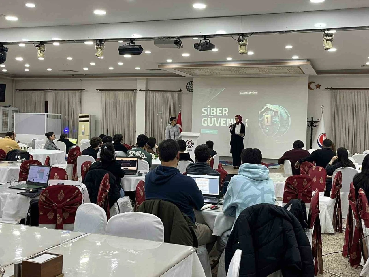 Sincan’da &quot;Gece Kodu&quot; etkinliği düzenlendi
