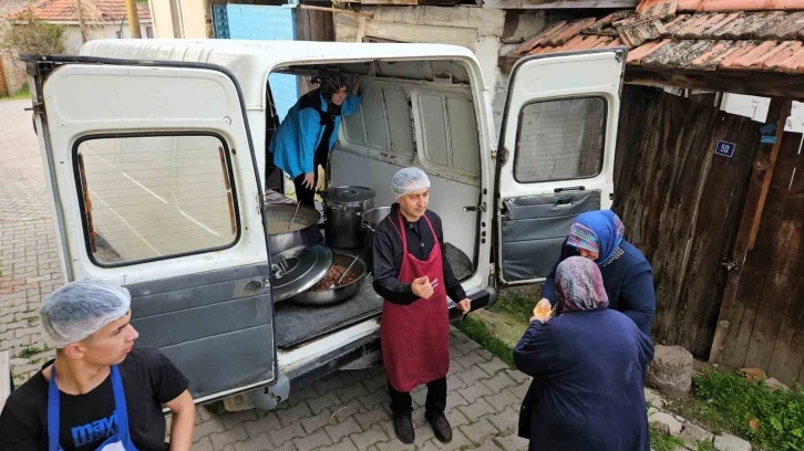 Sındırgı’da iftar geleneği devam ediyor
