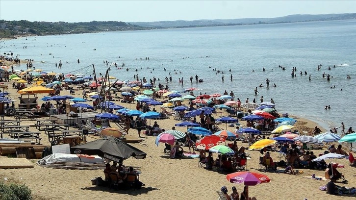 Sinop plajlarındaki yoğunluk Akdeniz ve Ege'yi aratmıyor