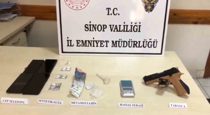 Sinop’ta uyuşturucu operasyonu: 3 kişi tutuklandı
