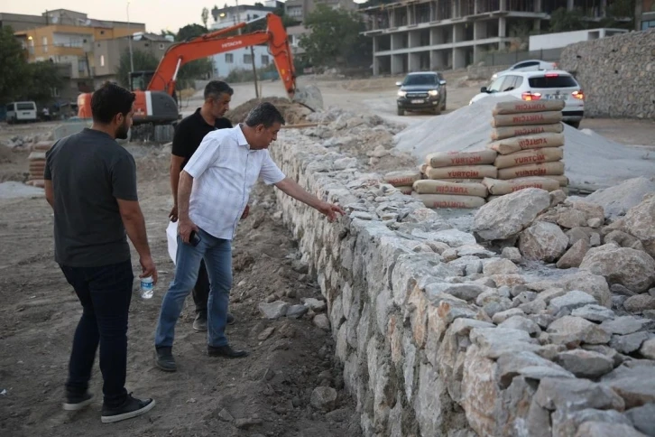 Şırnak Belediye Başkanı devam eden çalışmaları inceledi
