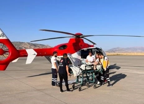 Şırnak’ta helikopter ambulans kanser hastası için havalandı
