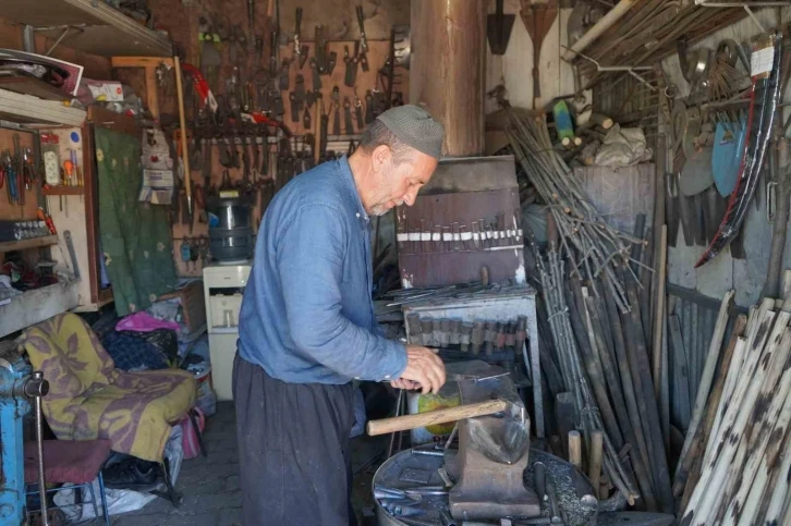 Şırnak’ta yarım asırdır demire hükmediyor
