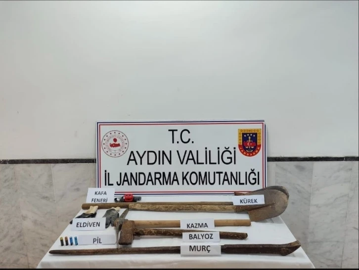 Sit alanındaki kaçak kazıya Jandarma baskını
