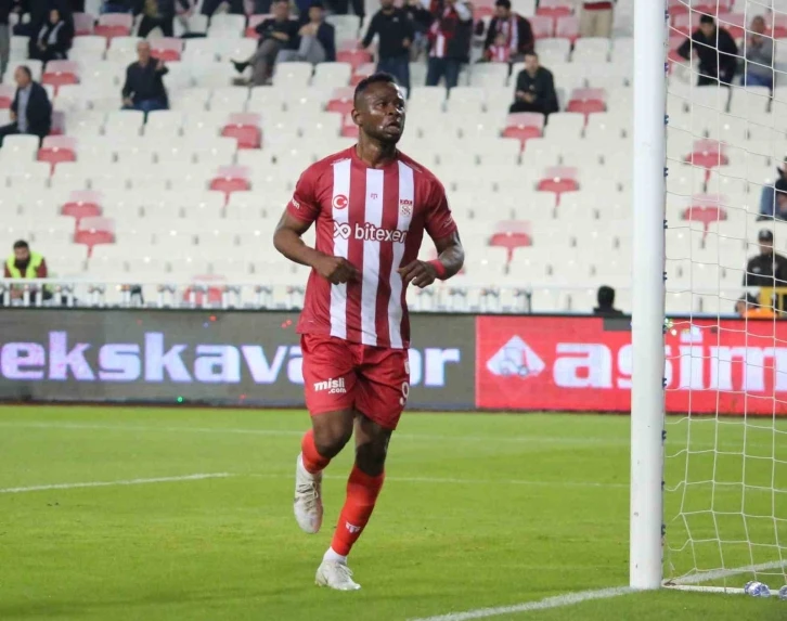 Sivasspor’da Leke James gol sayısını 4’e çıkardı
