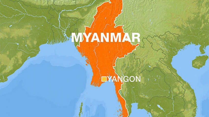 Myanmar'da uçak kayboldu